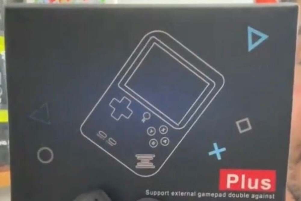 Plus Handheld Retro Game Console with 500 preinstalled games